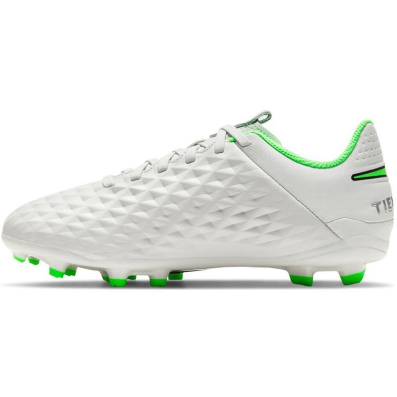 Pantofi de fotbal Nike Tiempo Legend 8 Academy Mg Jr AT5732 030 fildeş alb 1