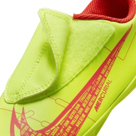 Pantofi de fotbal Nike Mercurial Vapor 14 Club Mg Jr CV0833-760 verde verde 7