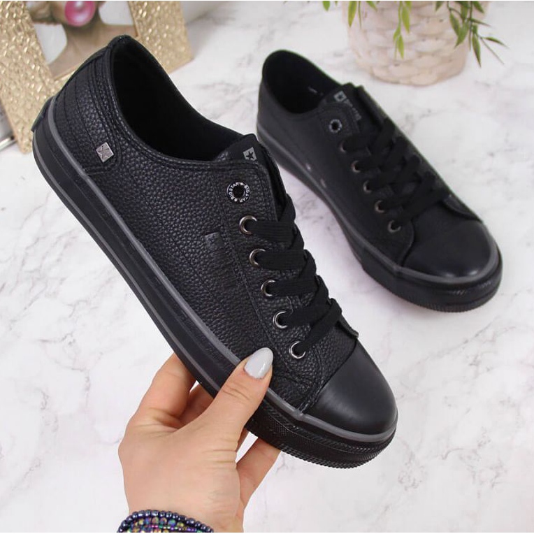 Adidași low-top cu piele ecologică Big Star II274002 W negru 1