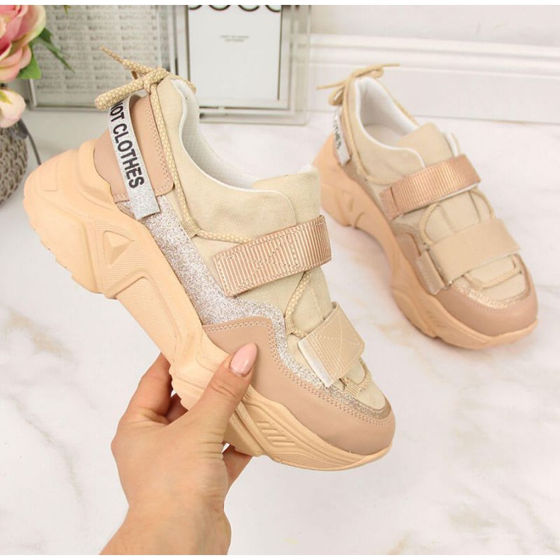 Adidași de culoare bej Dot W WOL10 1