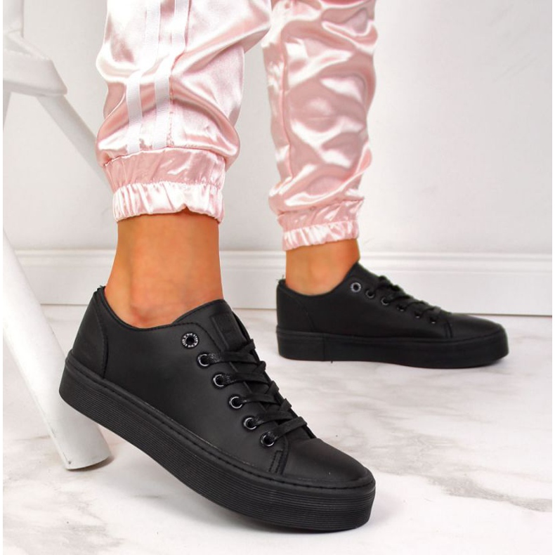 Adidași low-top negri pe platforma Big Star W II274098 negru 2