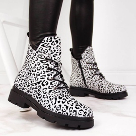 Ghete izolate Filippo W PAW284B alb negru 2