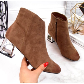 Cizme cu toc decorativ T.Sokolski W SCA144B maro 1 Cizme cu toc decorativ T.Sokolski W SCA144B maro 1