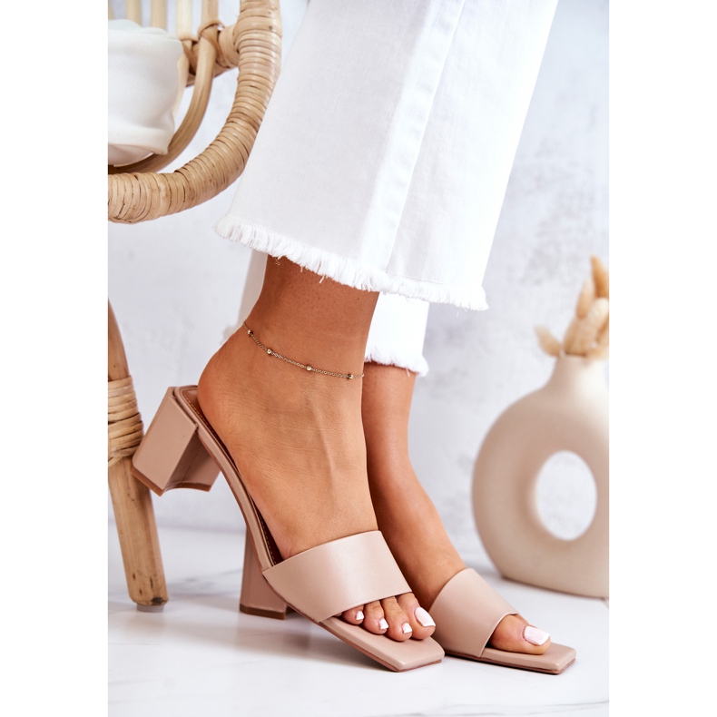 FJ1 Papuci de piele pe toc înalt Bej Netty 1