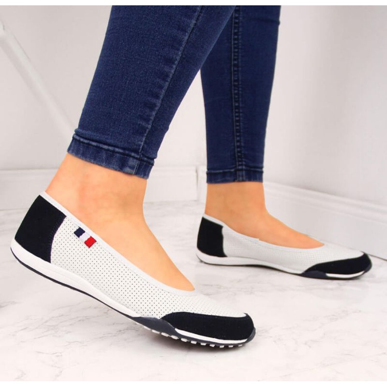 Balerini din piele ajurata Filippo W PAW198A alb 2