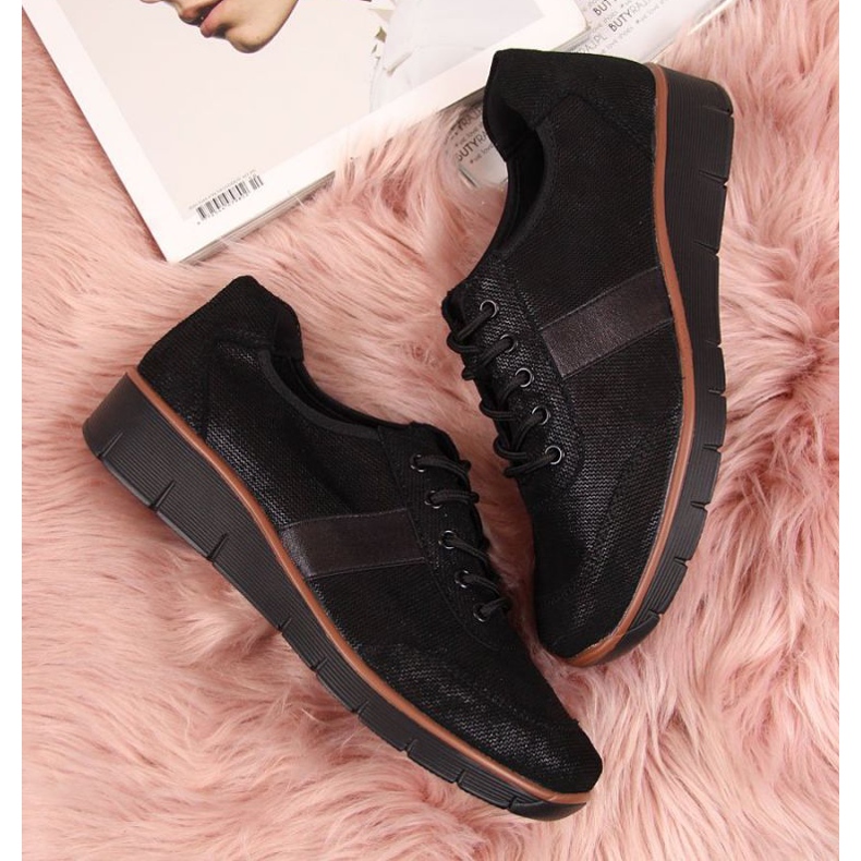 Pantofi din piele pe pană Filippo W PAW68A negru 2