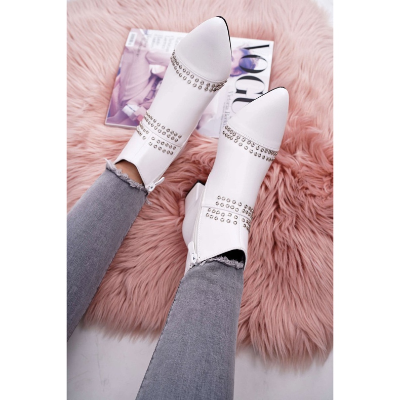 SEA Cizme de damă pe toc în Spitz cu nituri alb Primma 2