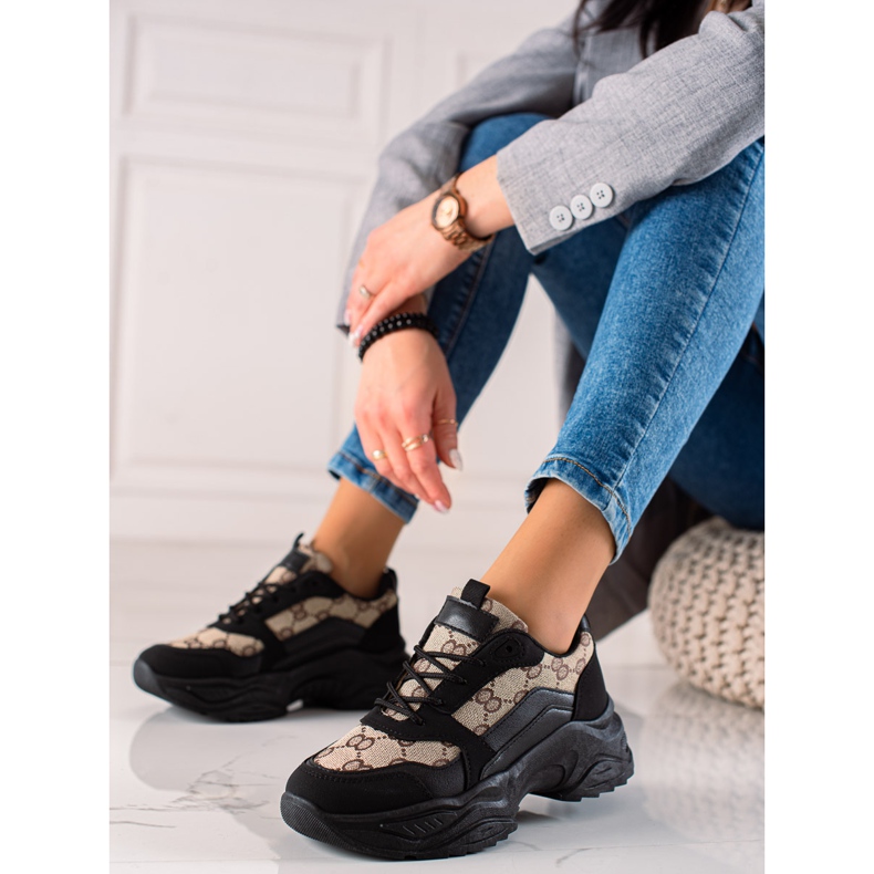 Seastar Adidași negri cu modele bej maro negru 1