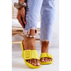 Papuci de damă Big Star cu cataramă FF274A392 Galben 1