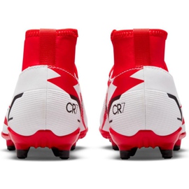 Pantofi de fotbal Nike Mercurial Superfly 8 Club CR7 Mg Jr DB0926 600 multicolor alb 3