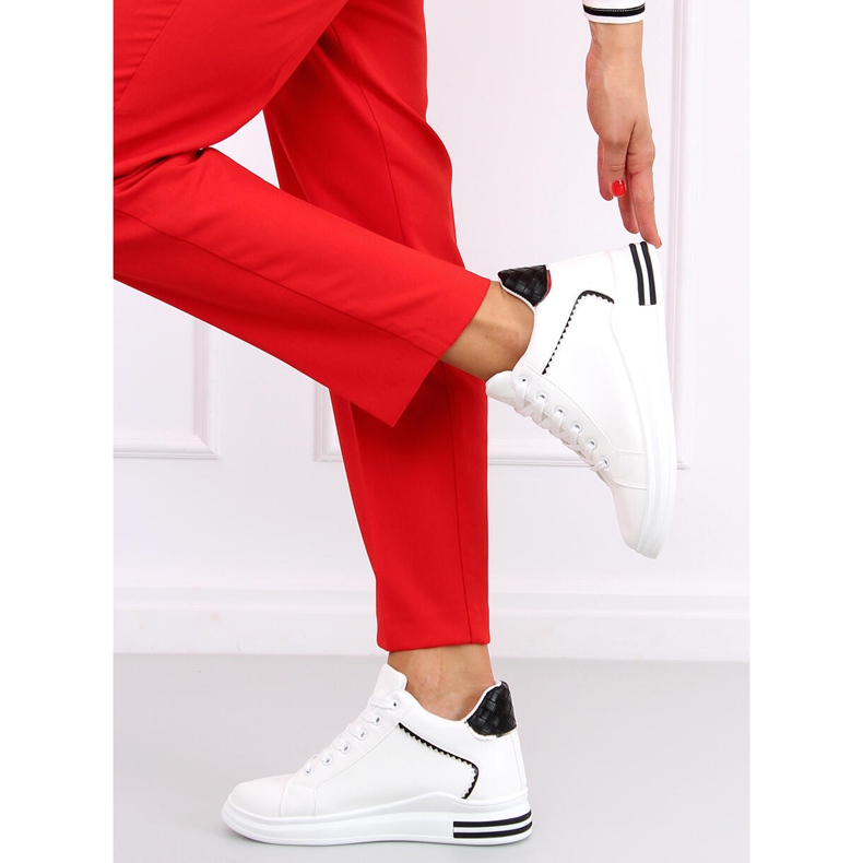 Adidași pe o pană ascunsă Izumi ALB / NEGRU 2