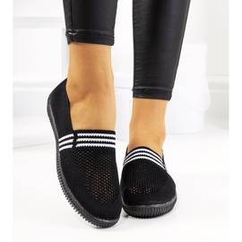 Tenisi negri Tanya ajurati negru 1 Tenisi negri Tanya ajurati negru 1