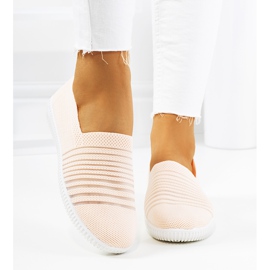 Tenisi ajurati roz Royse 1