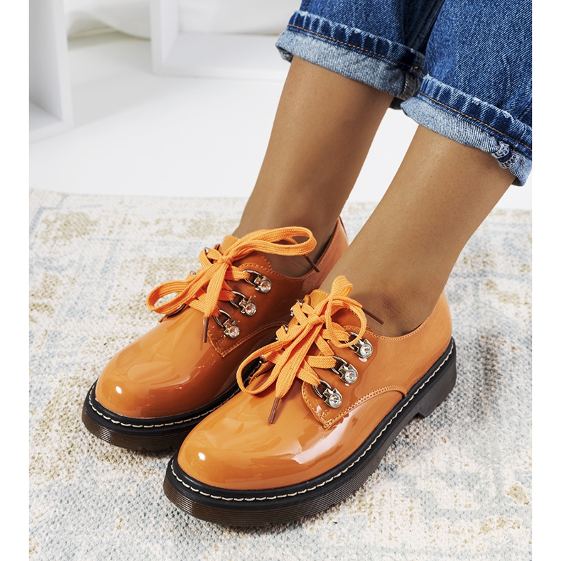 Pantofi lacuiti portocalii de Kristina portocale 1