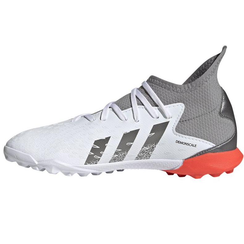 Ghete de fotbal Adidas Predator Freak.3 Tf Jr FY6312 alb alb 1