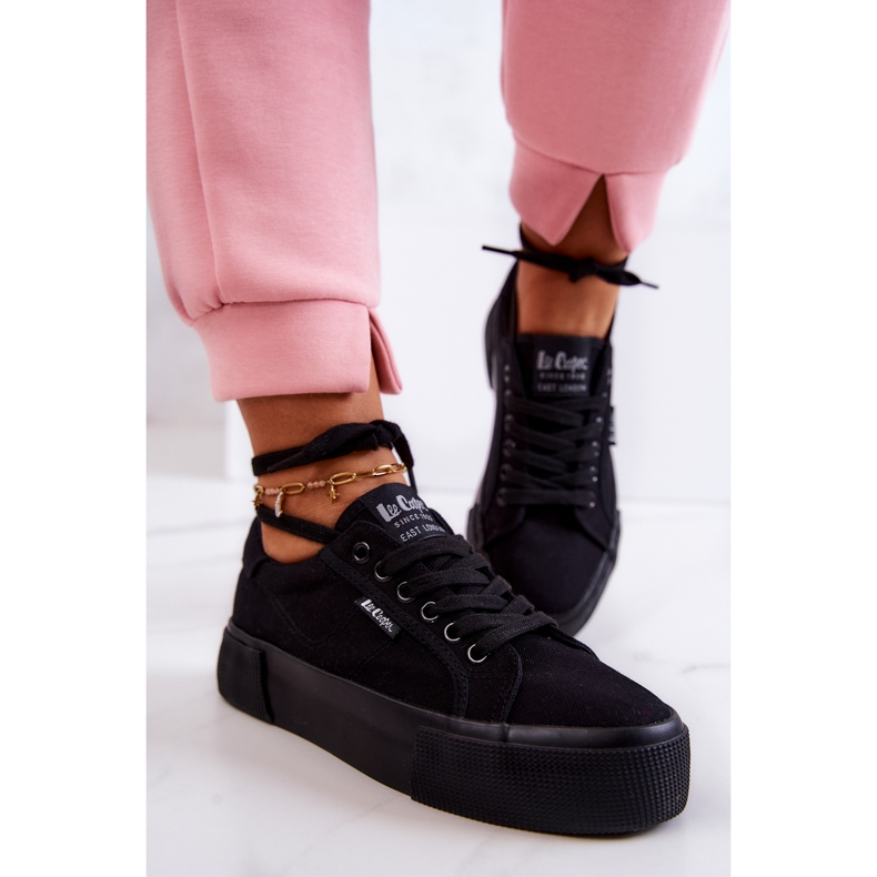 Pantofi negri Lee Cooper LCW-22-31-0885L Negri negru 2