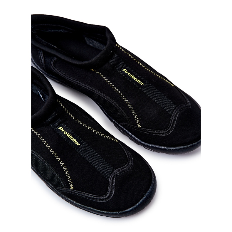 Pantofi de apă pentru bărbați ProWater 20-37-012 Negru 1