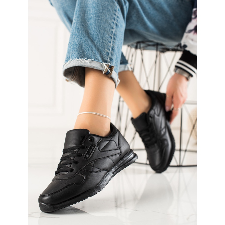 TRENDI Pantofi sport clasici negru 1 TRENDI Pantofi sport clasici negru 1