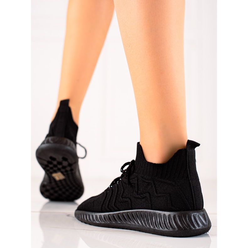 TRENDI Pantofi comozi pentru sport negru 1 TRENDI Pantofi comozi pentru sport negru 1