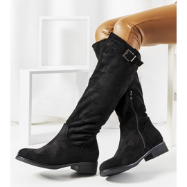 Cizme negre plate izolate de la Louise negru 1