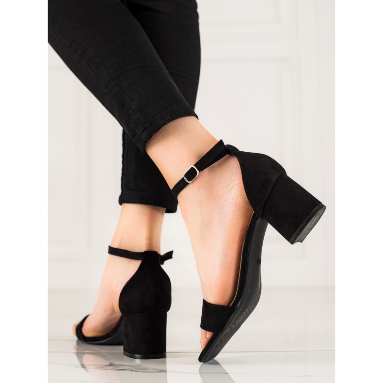 Sandale Pe Tocuri Joase VINCEZA negru 1