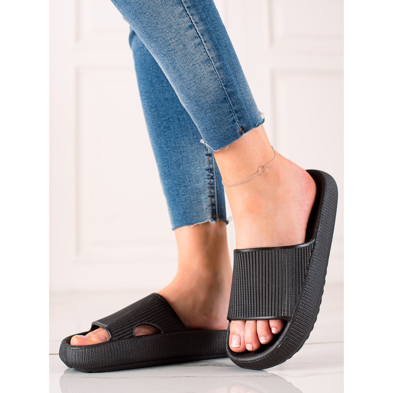 TRENDI Papuci negri negru 2