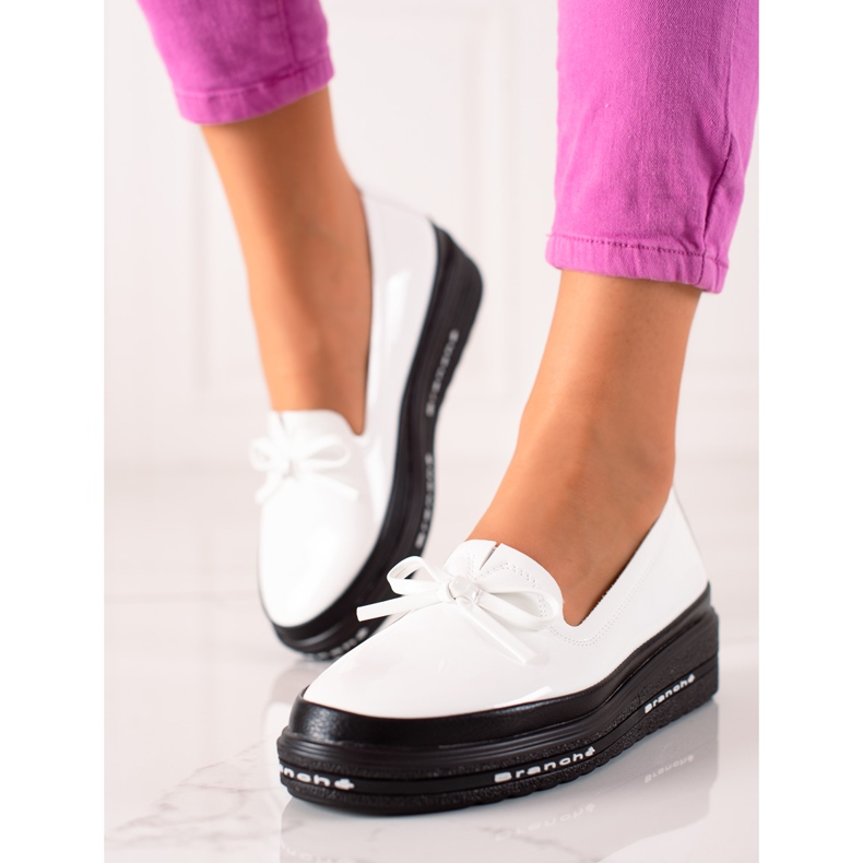 Pantofi lejeri mocasini pe platforma VINCEZA alb 1