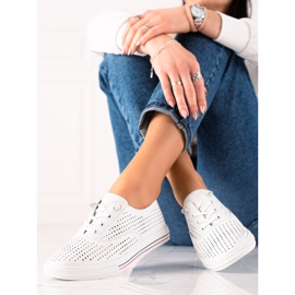 Tenisi VINCEZA din piele ajurata alb 1