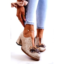 PA2 Tocuri Elegante De Piele Cu Decor Bej Delaver 1