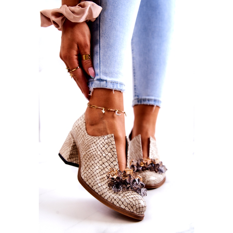 PA2 Tocuri Elegante De Piele Cu Decor Bej Delaver 1