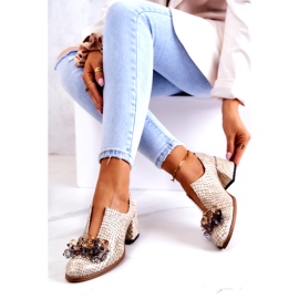 PA2 Tocuri Elegante De Piele Cu Decor Bej Delaver 4