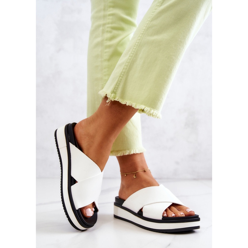 Papuci de damă Big Star JJ274723 Alb 2