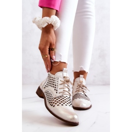 Cizme din piele ajurata Nicole 2704/004 alb si auriu 1