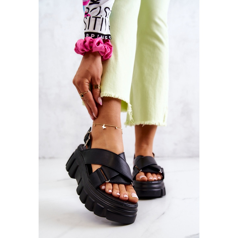 PE1 Sandale din piele pe platforma neagră Betti negru 1