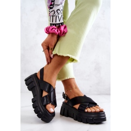 PE1 Sandale din piele pe platforma neagră Betti negru 2