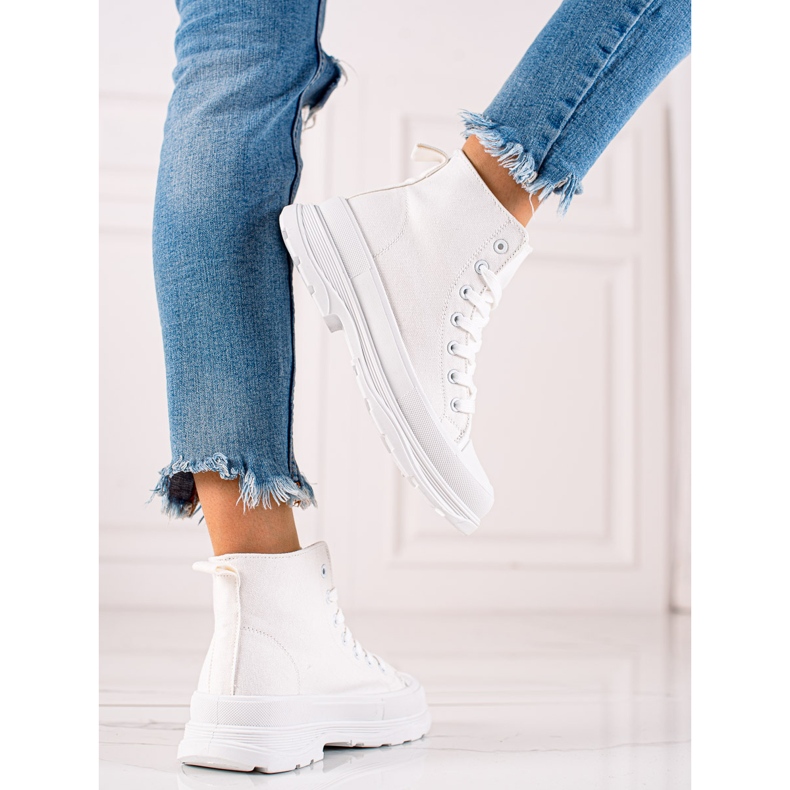 TRENDI Pantofi albi înalți 1