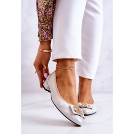 PA2 Balerini din piele cu un decor Joliet alb și auriu de aur 1