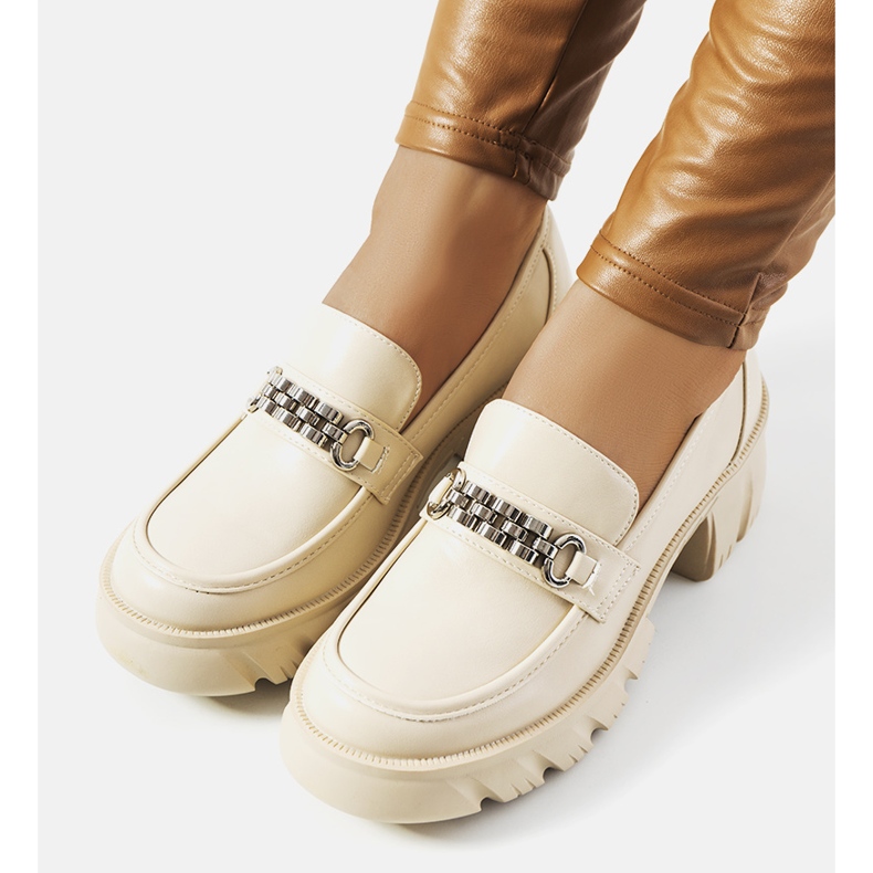 Mocasini bej pe o talpa Ruth groasa 1