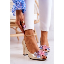 PA2 Pompe din piele cu un ornament Dayane auriu de aur 1