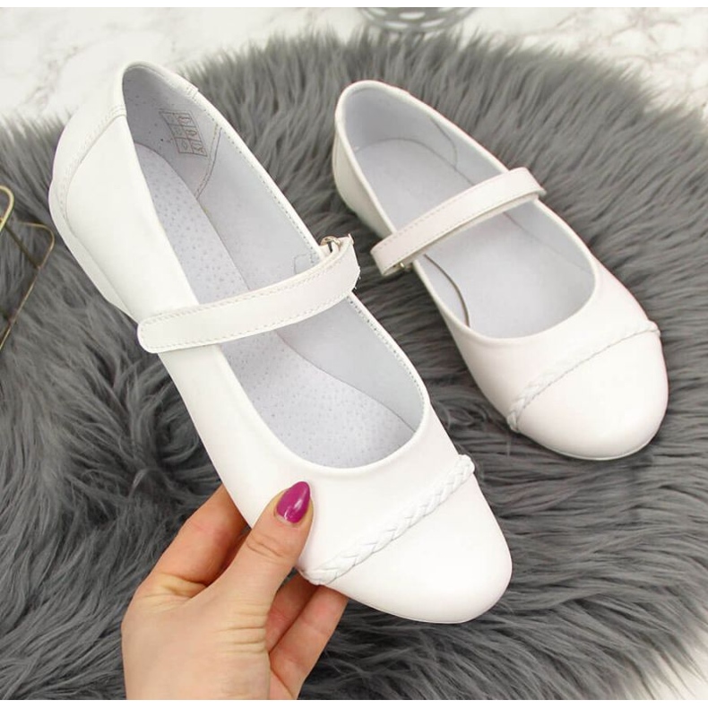 Balerini Velcro pentru Comunion Kornecki Jr KOR6271 alb 1