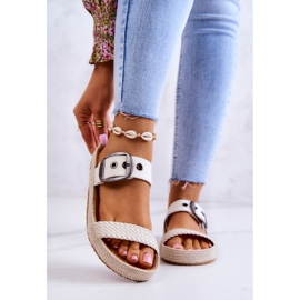 Papuci la modă cu cataramă Big Star JJ274729 Alb 1