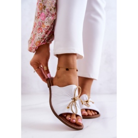 Papuci de damă din piele Nicole 2659/003 alb 1