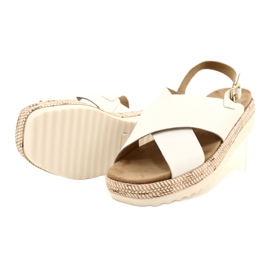 Sandale din piele caprice pe platformă 9-28712 102 Alb 3