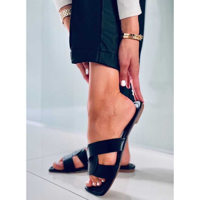 Sandale cu talpă pătrată Nitya Black negru 2