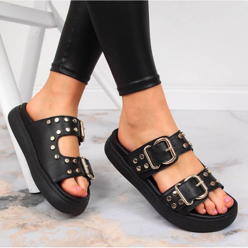 Papuci cu nituri Bugatti JJ253070 W INT1720A negru 1