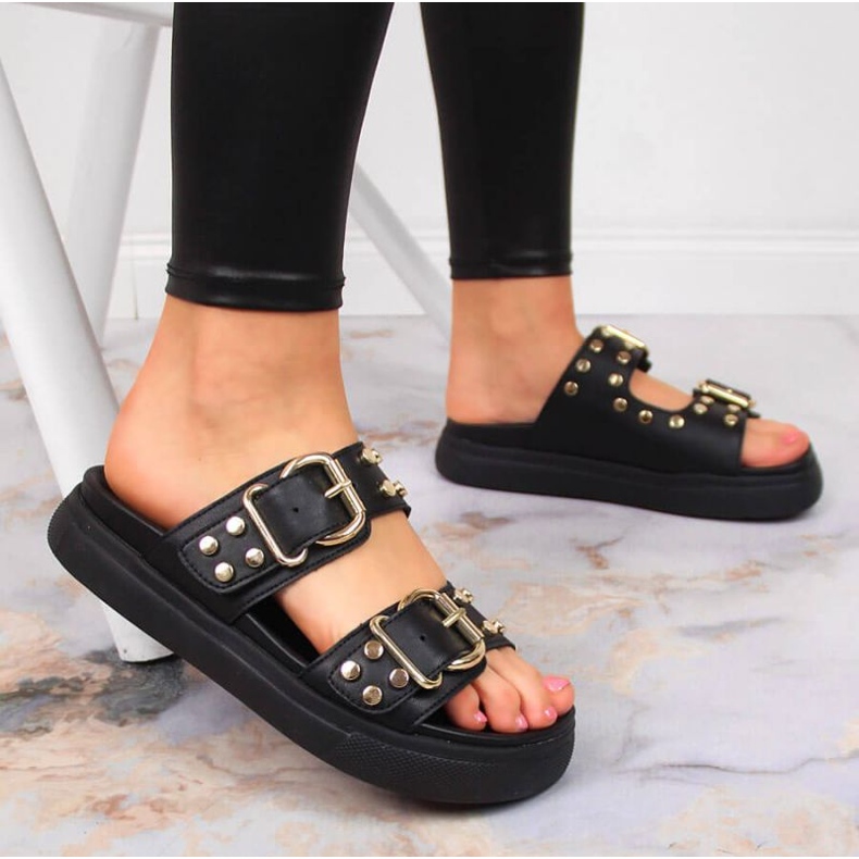 Papuci cu nituri Bugatti JJ253070 W INT1720A negru 2