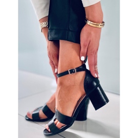 Nabila Sandale negre cu toc negru 2 Nabila Sandale negre cu toc negru 2