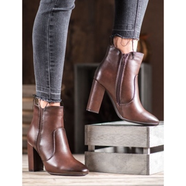 Super Mode Cizme maro cu piele ecologică 1 Super Mode Cizme maro cu piele ecologică 1