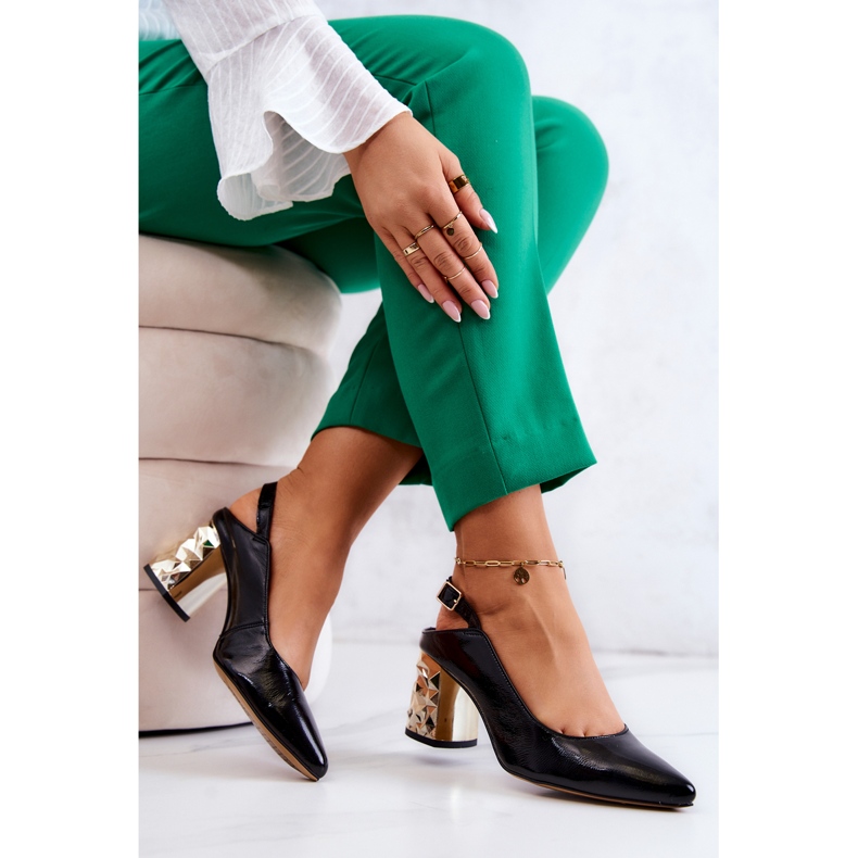 Pompi De Piele Pe Un Bar Maciejka 05427-01 Negru de aur 1