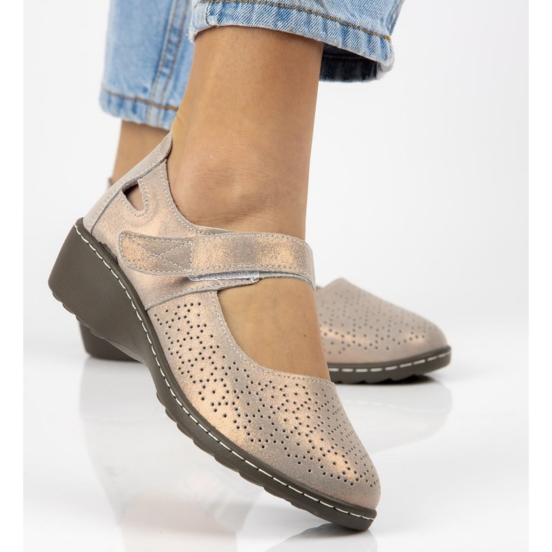 Pantofi din piele Filippo DP1319 / 20 Go golden de aur 1